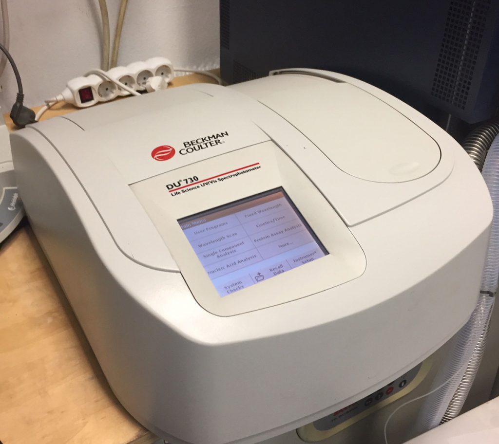 Beckman Coulter DU730 UV-Vis Spectrophotometer, Refurbished ...