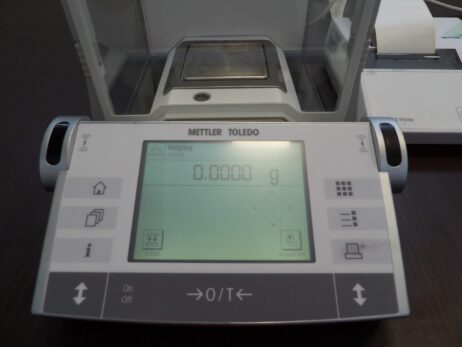 Mettler Toledo AX205 Delta Range with RS-P42 Printer, Refurbished - Image 7